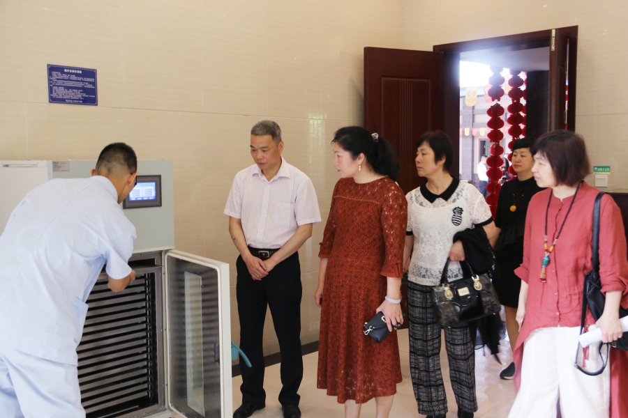 桂林夕阳红养老中心  养生养老  桂林旅游  康复理疗　职工疗养　候鸟旅居　休闲旅游－广西桂林冶金疗养院