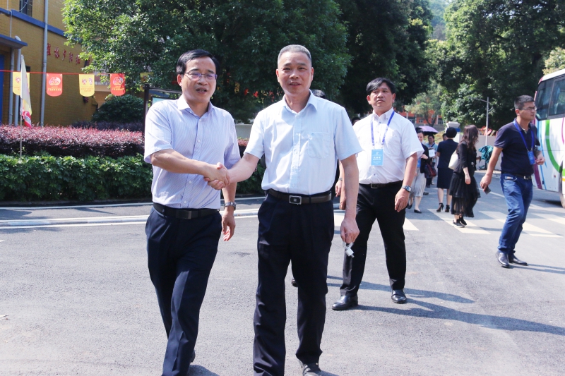 桂林夕阳红养老中心  养生养老  桂林旅游  康复理疗　职工疗养　候鸟旅居　休闲旅游－广西桂林冶金疗养院