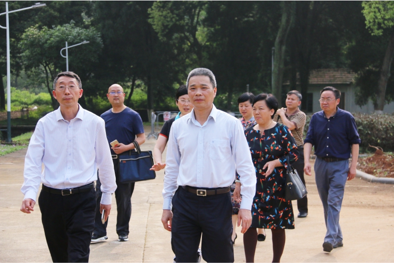 桂林夕阳红养老中心  养生养老  桂林旅游  康复理疗　职工疗养　候鸟旅居　休闲旅游－广西桂林冶金疗养院